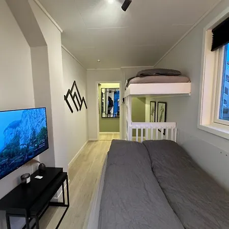 New! Modern - - Cozy Place By The Sherpa Stairs * Tromso
