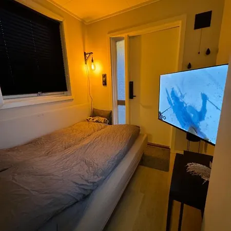 Appartement New! Modern - Central - Cozy Place By The Sherpa Stairs *