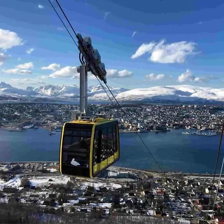 Appartement New! Modern - Central - Cozy Place By The Sherpa Stairs Tromsø