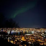 New! Modern - Central - Cozy Place By The Sherpa Stairs Tromsø