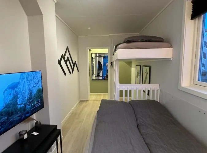 New! Modern - Central - Cozy Place By The Sherpa Stairs * Tromsø