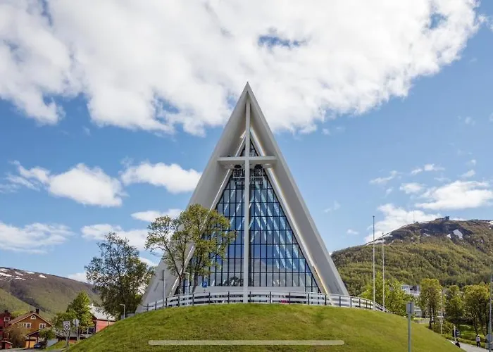 New! Modern - Central - Cozy Place By The Sherpa Stairs * Tromsø